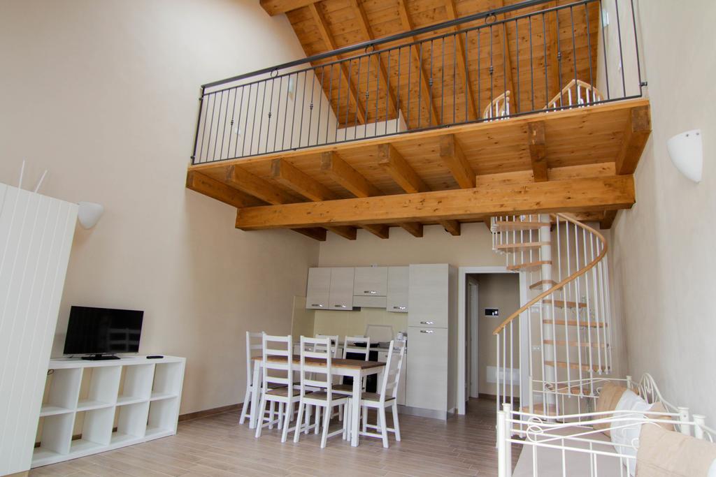 Agriturismo Cascina Della Fontana Lodi Habitación foto