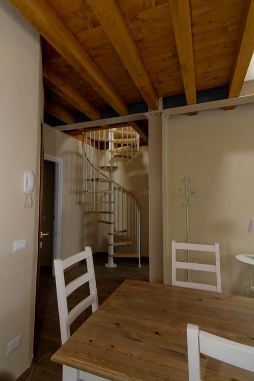 Agriturismo Cascina Della Fontana Lodi Habitación foto