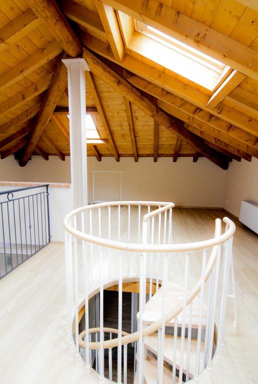 Agriturismo Cascina Della Fontana Lodi Habitación foto